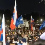 У Словаччині спалахнули масові протести проти уряду Фіцо