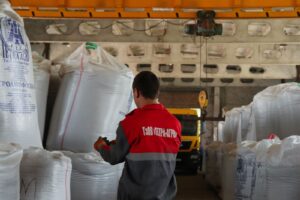 Продаж міндобрив оптом: Тетра-Агро – надійний партнер для аграріїв і дистриб'юторів