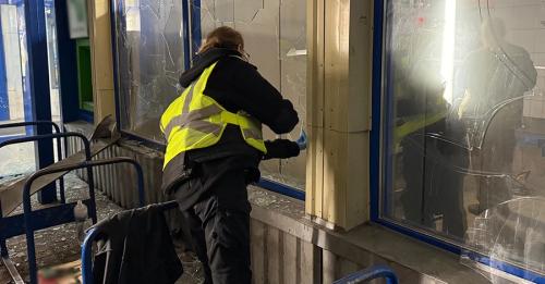 У Житомирі біля супермаркету чоловік кинув у людей гранату, є травмовані