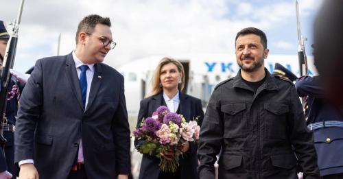 Президент Зеленський прибув у Чехію разом з дружиною – фото