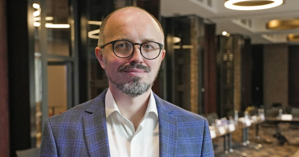 Коли ШІ стане як людина: інтерв’ю науковця Олексія Молчановського з УКУ