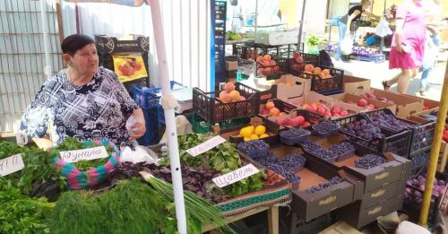Хліб та м’ясо подорожчають, овочі – навпаки: прогноз на продуктові ціни до середини літа