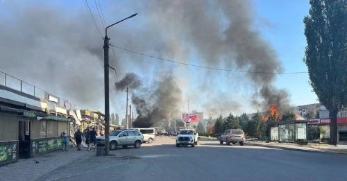 Росіяни скинули авіабомбу на центр Добропілля на Донеччині – багато поранених, є загиблі