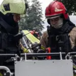У Харкові після нічної атаки щонайменше 6 поранених, постраждали також рятувальники