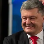 Порошенко приписав собі в заслугу ремонт дороги бюджетним коштом, яку знищили фури його заводу – Гладких