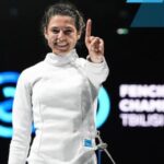 Українка, яка виграла золото на чемпіонаті світу з фехтування, відмовилася фотографуватися з росіянином на церемонії нагородження. Відео
