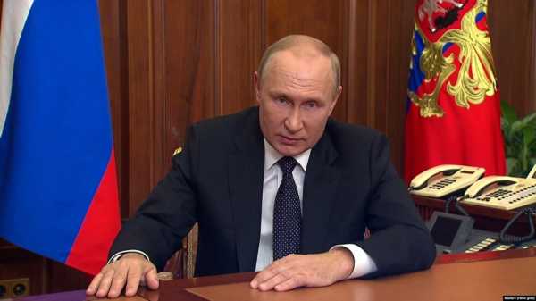 Путін тримає палець на ядерній кнопці, ризик випадкової війни зростає, – The Telegraph