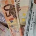 Обмінний курс: банкір дає прогноз щодо долара та євро на осінь
