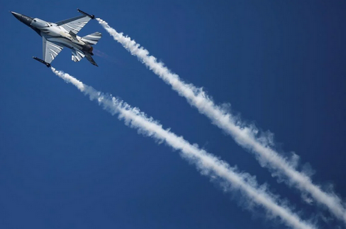 Міністр оборони Румунії пояснив, чому F-16 не збили російський безпілотник