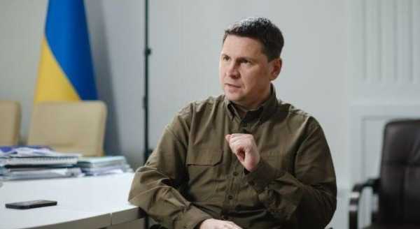 Подоляк пояснив, чому Україна не завдає ударів по Росії сотнями ракет та безпілотників