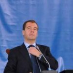 Медведєв озвучив нові божевільні погрози Великій Британії: що він сказав