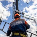 В Украине возобновили экстренные отключения электроэнергии.
