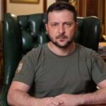 Деякі особи мають російське громадянство, це підтверджено, заявив Зеленський. ЗМІ вказують на Труханова.