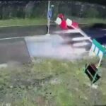 Угорський рубіж прорвано: військовозобов’язаний на автівці зніс шлагбаум