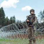 Виїзд молоді віком 18–22 років за кордон: хто залишиться в Україні