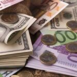 Вартість долара та євро: який сьогодні курс в обмінних пунктах