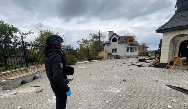У Донецькій області росіяни атакували храм авіабомбою: є жертви та травмовані.