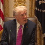 Трамп: ворожнеча між Зеленським та Путіним гальмує припинення війни.