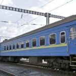 Залізниця скоригувала шляхи курсування поїздів через ворожі удари.
