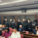 Російський суд виніс суворі вироки 15 українським військовополоненим, які скаржились на катування.