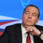 Бельгійський урядовець парирував Медведєву цитатою Селени Гомес.