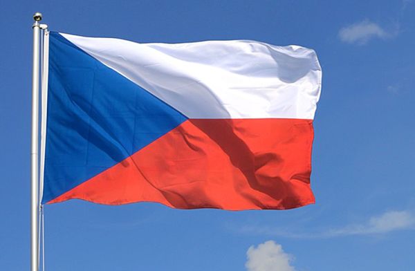 Очільник чеського МЗС перестерігає щодо “Мюнхена-2.0” через оприлюднення свіжого “плану миру” від США