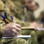 Введення свіжих угод в армії: парламентар пояснив, чому це не розв’яже армійські проблеми.