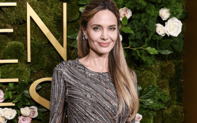 Джолі знову побачили в українському місті — світлини