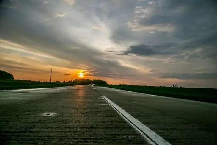 Сонце завдає удару: стався потужний спалах, спрямований прямо на Землю