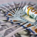 Доларовий курс в листопаді: чи втримає гривня позиції?