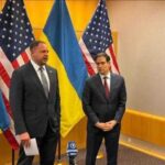 Україна вимушена обмірковувати мирну ініціативу США, – коментатор Financial Times