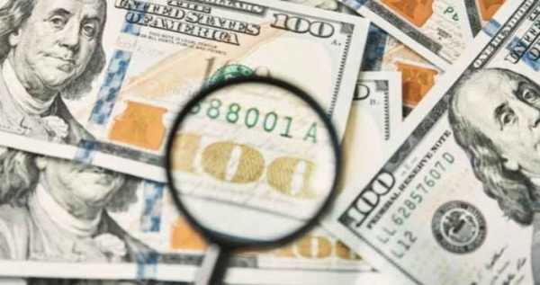 Зростання долара: прогноз курсу валют на два роки