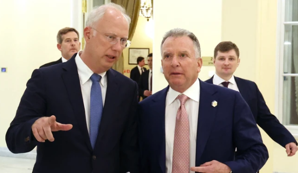 Залаштункова зустріч в Маямі: Reuters розкрило, як емісар Путіна готував “план миру”