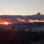 Росія вдарила по Львівщині ракетами та безпілотниками, є руйнування енергосистеми, спалахнули загоряння.