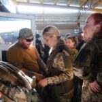 Військовий експерт: жінок слід навчати військовій справі нарівні з чоловіками.