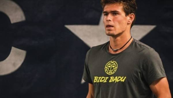 Ваншельбойм переміг у дебютному поєдинку ATP змагань в Індії.