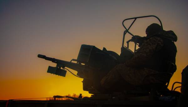 Протиповітряна оборона нейтралізувала 33 ракети та 274 безпілотники, застосовані росіянами для вечірніх…