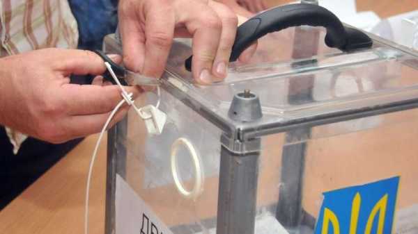 Вибори президента та референдум можуть відбутися в один день за планом Зеленського, – FT