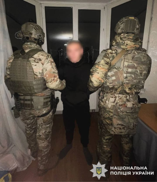 На Київщині 16-річний юнак у стані алкогольного сп’яніння поранив знайомого ножем: йому повідомлено про підозру