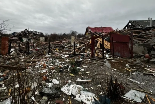 Російський удар по Краматорську: загинули троє братів, мати і бабуся важко поранені.