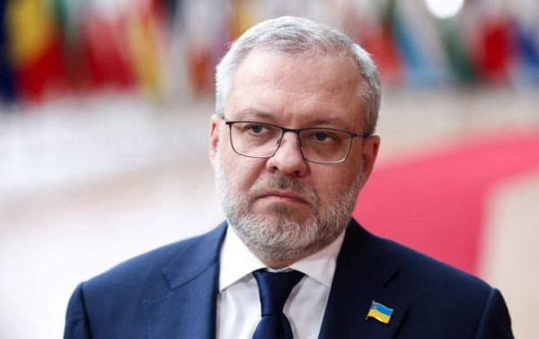 Кум профінансував навчання сина Галущенка у Швейцарії, — заявив міністр.