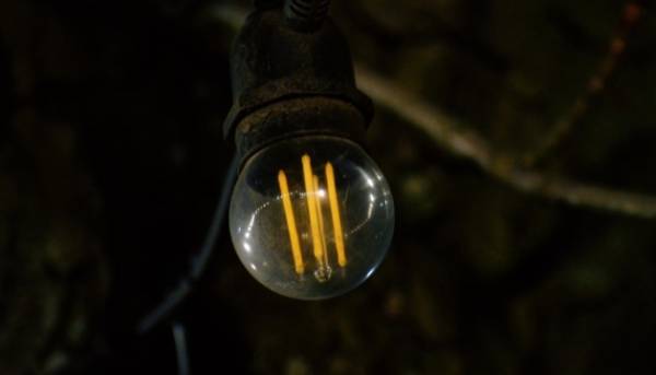 Атака на Запоріжжя: пожежа та знеструмлені 11 тисяч споживачів