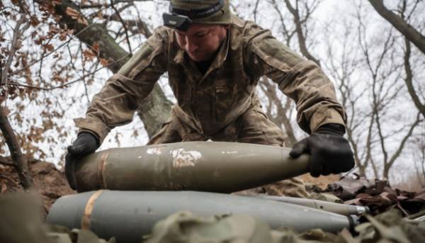 На передовій – 110 боїв, українські війська знищили танк і ліквідували 35&hellip;