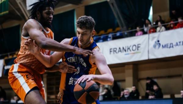 “Древній Луцьк” ще може потрапити до вирішальної стадії баскетбольної Суперліги.