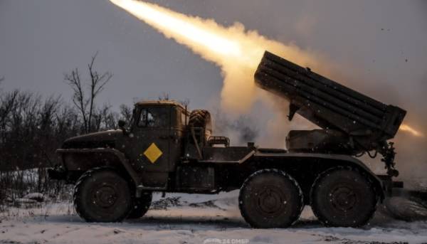 Сто бойових зіткнень на передовій, близько 20 ворожих штурмів позицій українських сил…