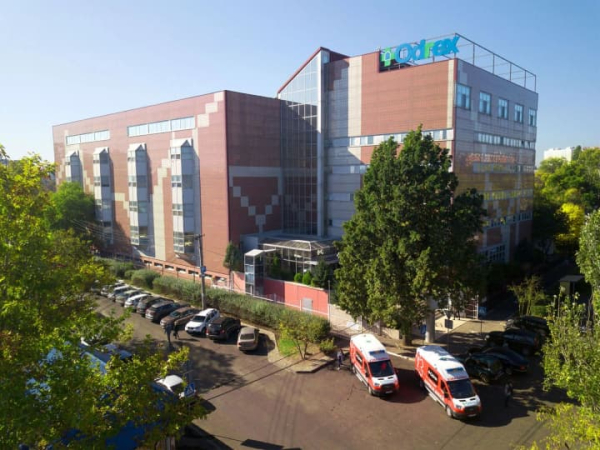 Азартне коріння та російський вплив: хто реально контролює клініку Odrex