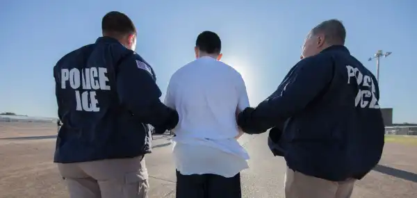 Призов прямо на межі: повернутих з Америки українців кинули у бій, – CNN