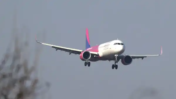 Wizz Air прояснила повідомлення про готовність поновити польоти в Україну.
