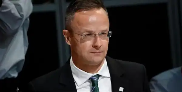 Сійярто висунув чергові претензії Україні щодо нафтогону Дружба