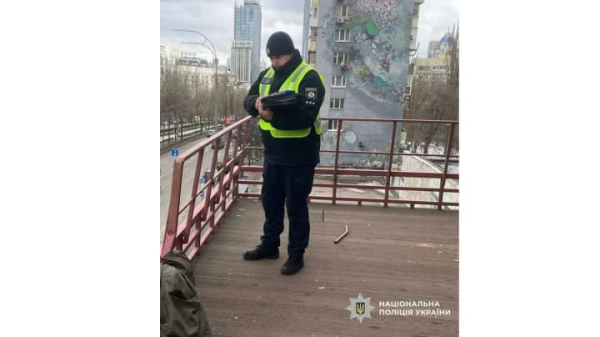 Київ: трагедія на 23 поверсі, чоловік вчинив смертельний стрибок після&hellip;